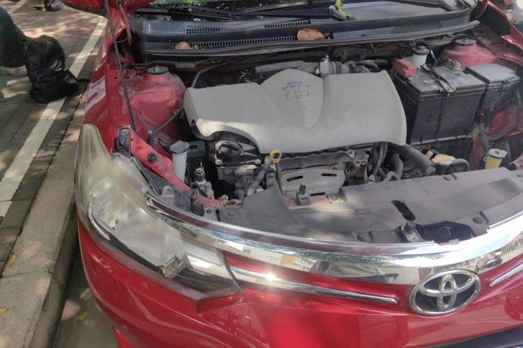 Used Toyota Vios 2014 1.5L Automatic ZhiZhen Edition Engine Bay Right