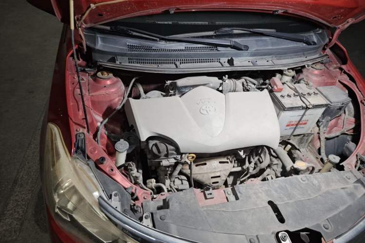 Used Toyota Vios 2014 1.5L Automatic ZhiZhen Edition Engine Bay Right