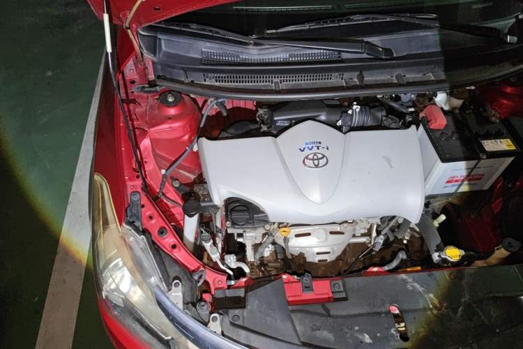 Used Toyota Vios 2014 1.5L Automatic ZhiZhen Edition Engine Bay Right