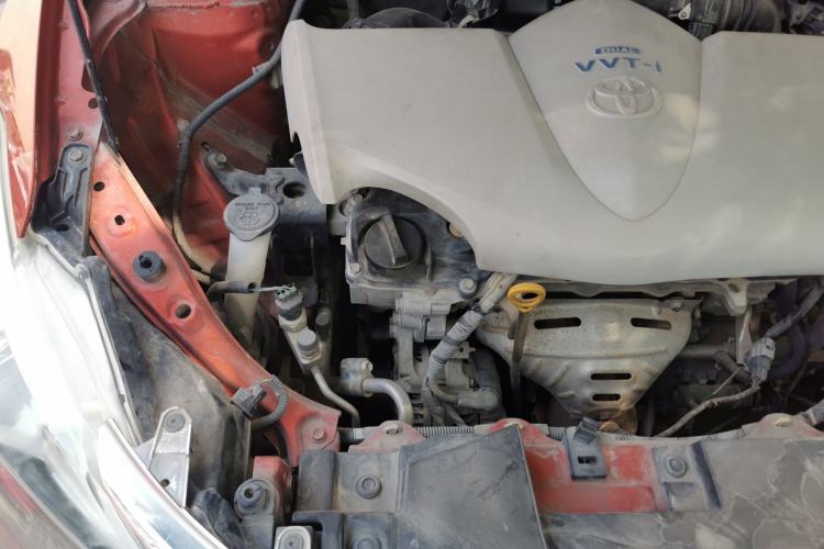 Used Toyota Vios 2014 1.5L Manual ZhiShang Edition Engine Bay Right