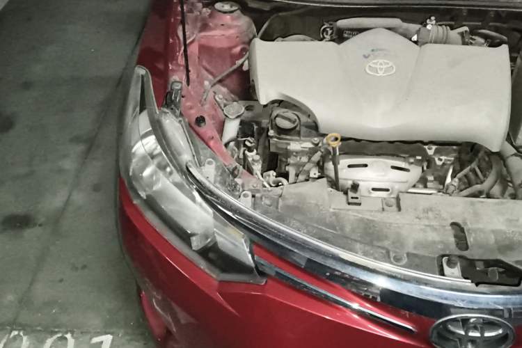 Used Toyota Vios 2014 1.5L Automatic ZhiZhen Edition Engine Bay Right