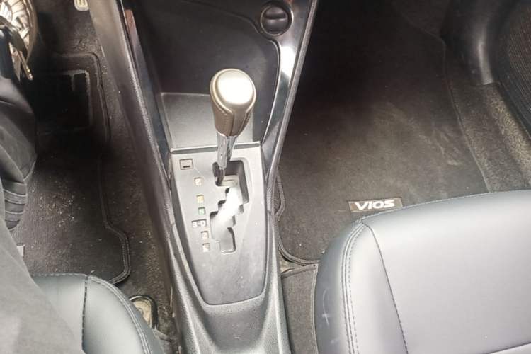 Used Toyota Vios 2014 1.5L Automatic ZhiZhen Edition Gear Lever