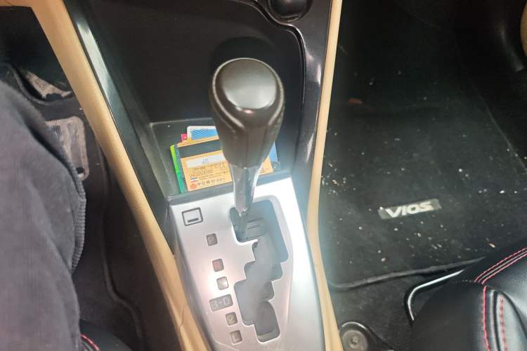 Used Toyota Vios 2014 1.5L Automatic ZhiShang Edition Gear Lever