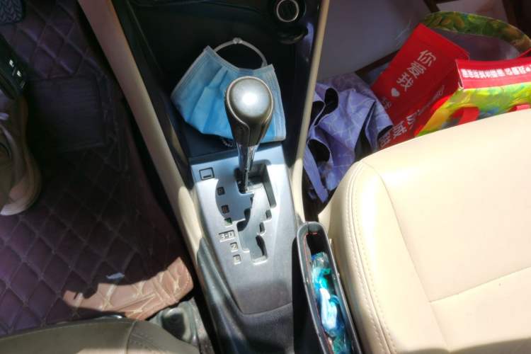 Used Toyota Vios 2014 1.5L Automatic ZhiShang Edition Gear Lever