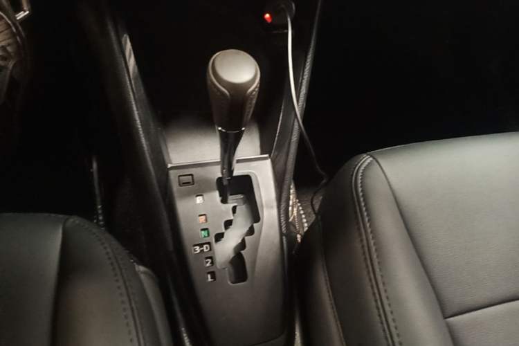 Used Toyota Vios 2014 1.5L Automatic ZhiZhen Edition Gear Lever