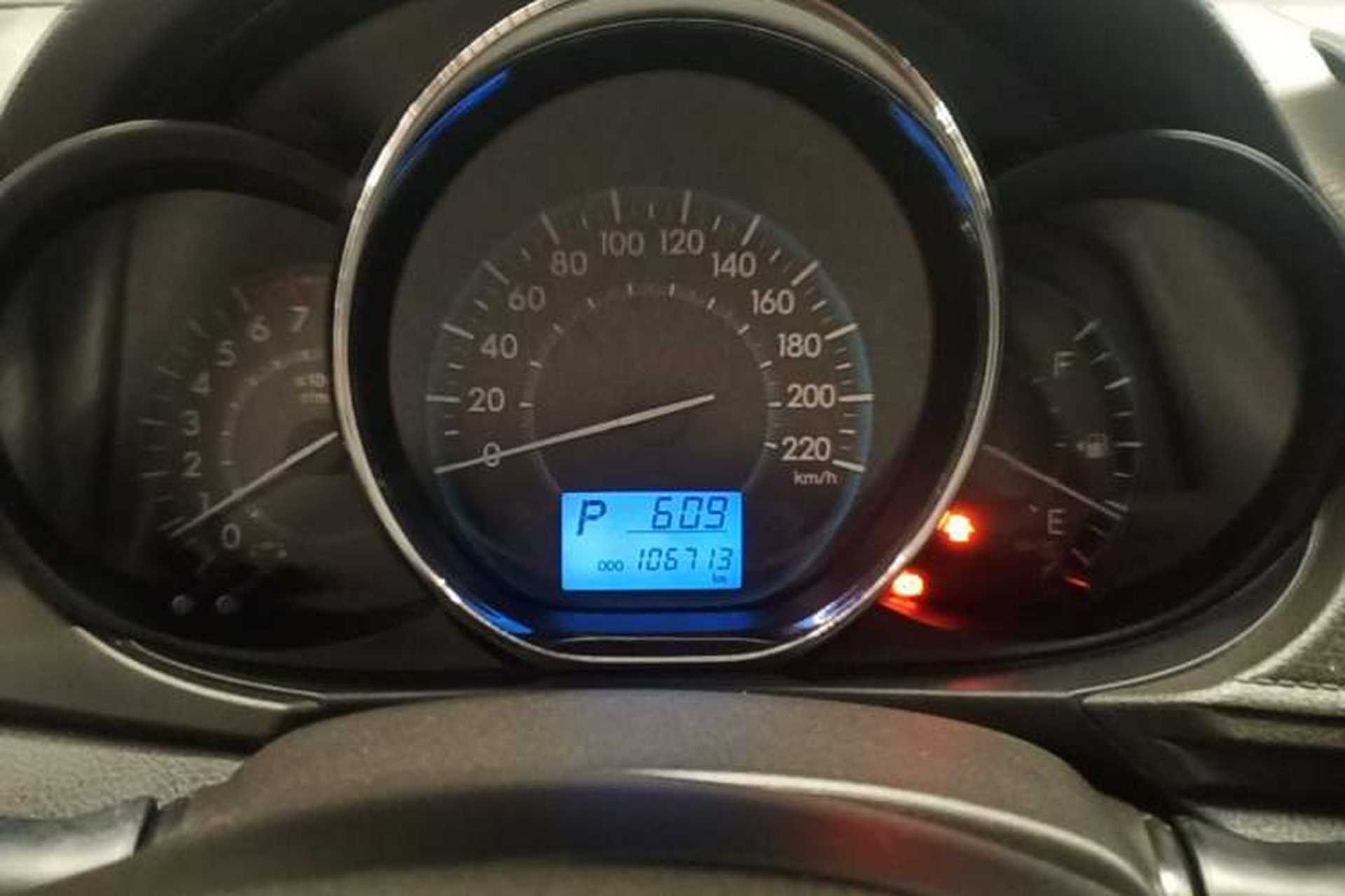 Used Toyota Vios 2014 1.5L Automatic ZhiZhen Edition Instrument Cluster
