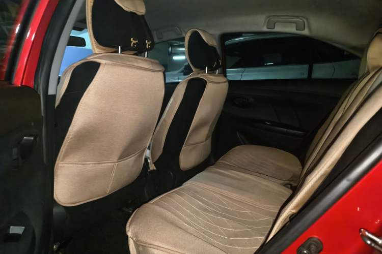 Used Toyota Vios 2014 1.5L Automatic ZhiZhen Edition Interior 2