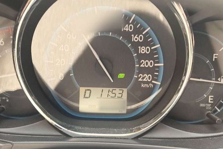 Used Toyota Vios 2014 1.5L Automatic ZhiZhen Edition Interior 3