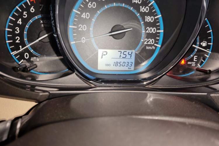 Used Toyota Vios 2014 1.5L Automatic ZhiZhen Edition Odometer Close Up