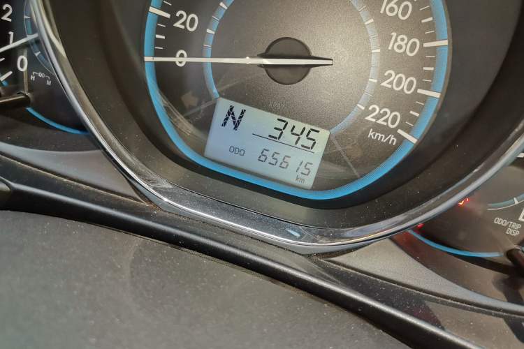 Used Toyota Vios 2014 1.5L Automatic ZhiZhen Edition Odometer Close Up
