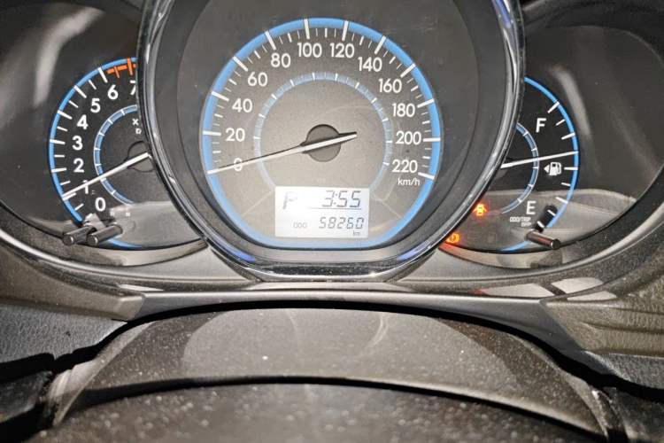 Used Toyota Vios 2014 1.5L Automatic ZhiZhen Edition Odometer Close Up