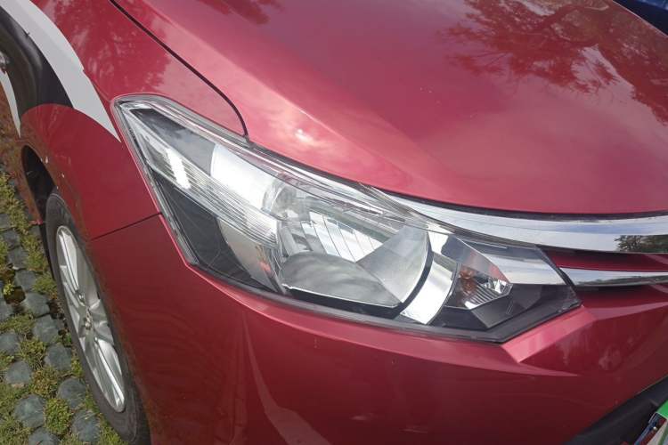 Used Toyota Vios 2014 1.5L Automatic ZhiShang Edition Right Front Headlight