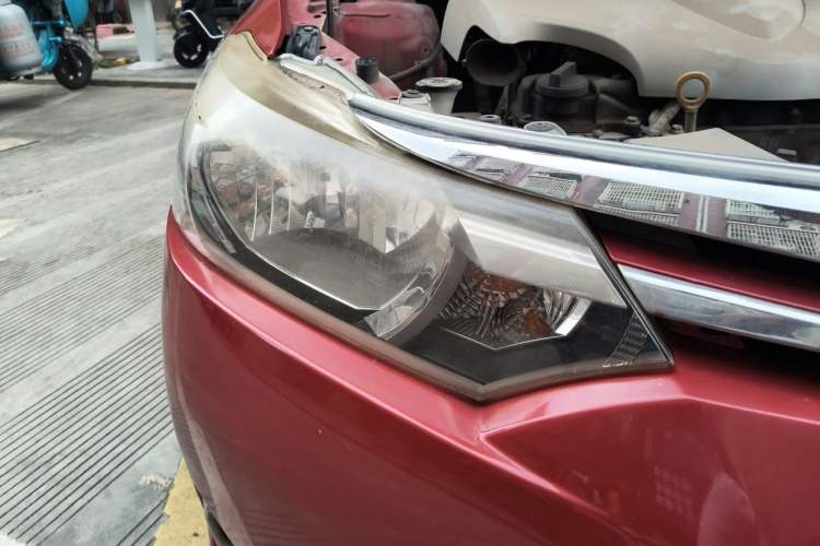Used Toyota Vios 2014 1.5L Automatic ZhiShang Edition Right Front Headlight