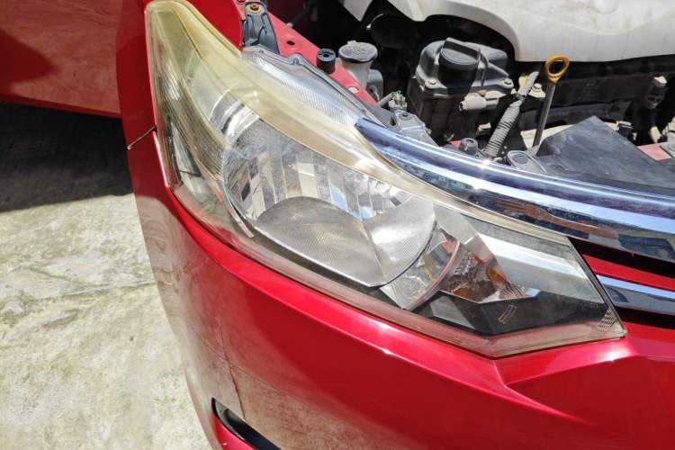 Used Toyota Vios 2014 1.5L Automatic ZhiZhen Edition Right Front Headlight