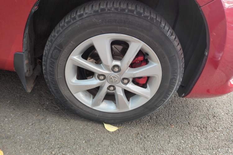 Used Toyota Vios 2014 1.3L Manual Xiang Edition Right Front Wheel Hub