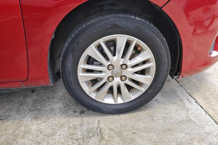 Used Toyota Vios 2014 1.5L Automatic ZhiZhen Edition Right Front Wheel Hub