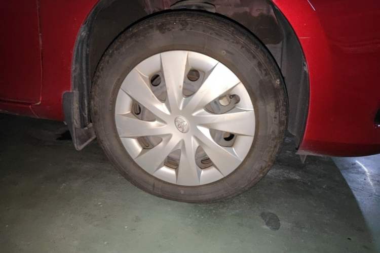 Used Toyota Vios 2014 1.5L Automatic ZhiZhen Edition Right Front Wheel Hub