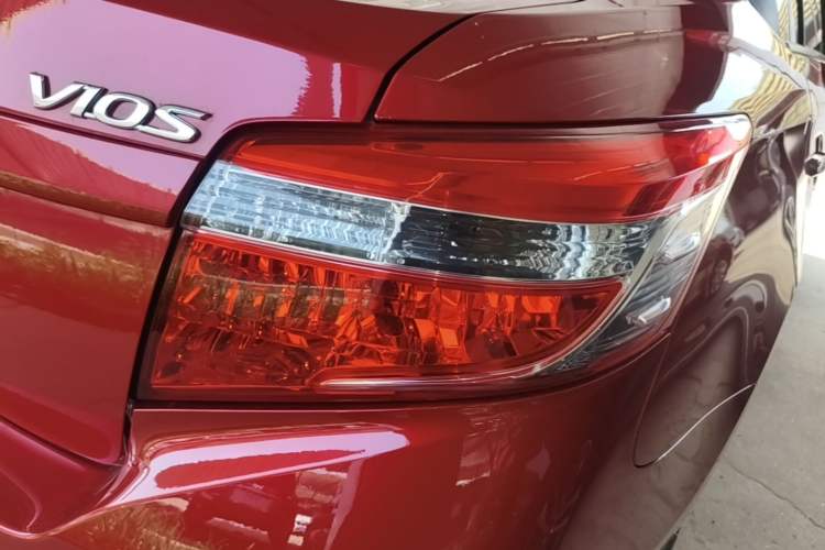 Used Toyota Vios 2014 1.3L Automatic Standard Edition Right Rear Taillight