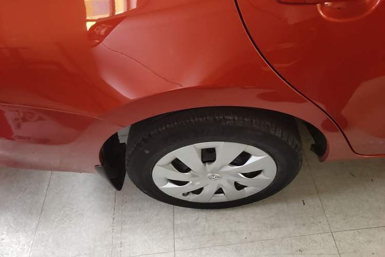 Used Toyota Vios 2014 1.3L Automatic Standard Edition Right Rear Wheel Hub