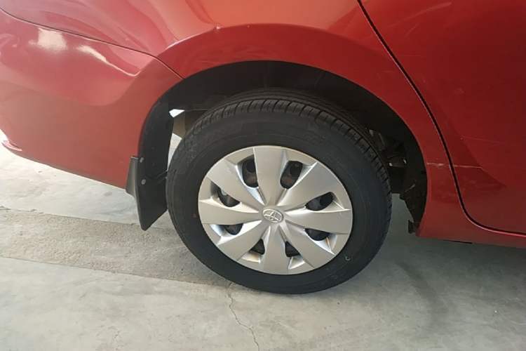 Used Toyota Vios 2014 1.3L Manual Xiang Edition Right Rear Wheel Hub