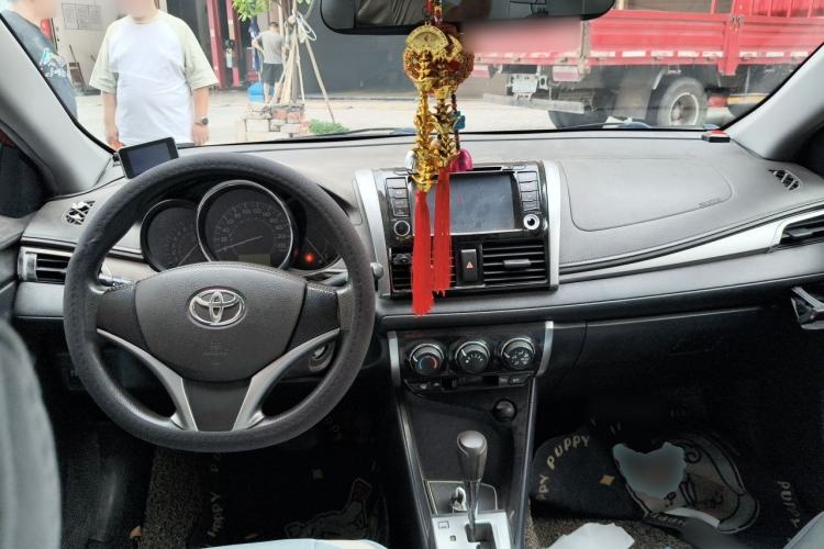 Used Toyota Vios 2014 1.5L Automatic ZhiShang Edition Steering Wheel