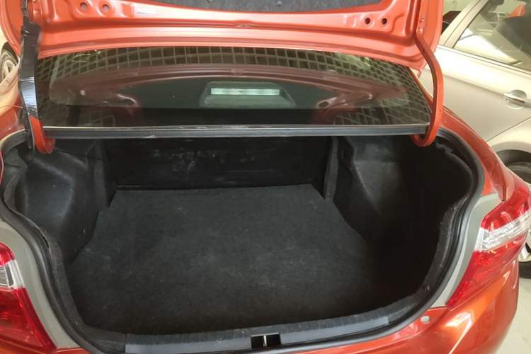 Used Toyota Vios 2014 1.3L Automatic Standard Edition Trunk