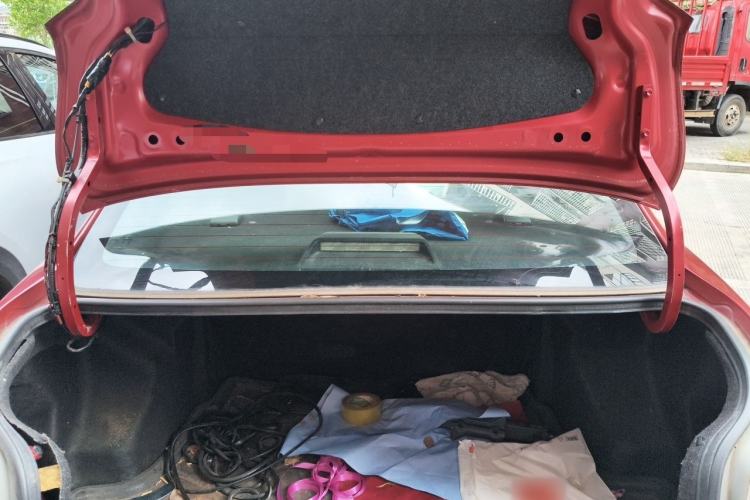 Used Toyota Vios 2014 1.5L Automatic ZhiShang Edition Trunk