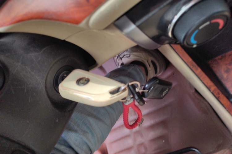 Used Toyota Vios 2014 1.3L Manual Xiang Edition Vehicle Key
