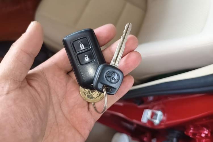 Used Toyota Vios 2014 1.3L Automatic Standard Edition Vehicle Key