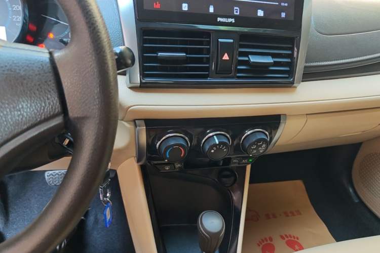 Used Toyota Vios 2014 1.5L Automatic ZhiZhen Edition Audio And AC Panel