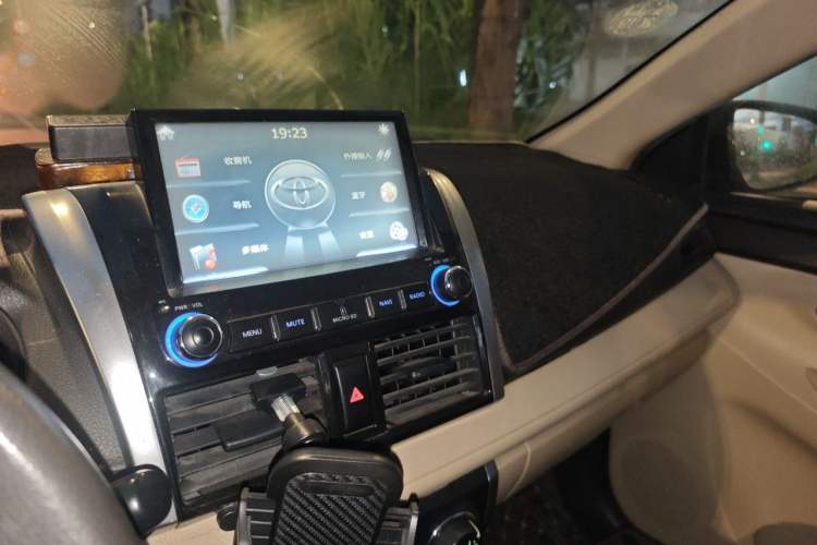 Used Toyota Vios 2014 1.5L Automatic ZhiZhen Edition Audio And AC Panel