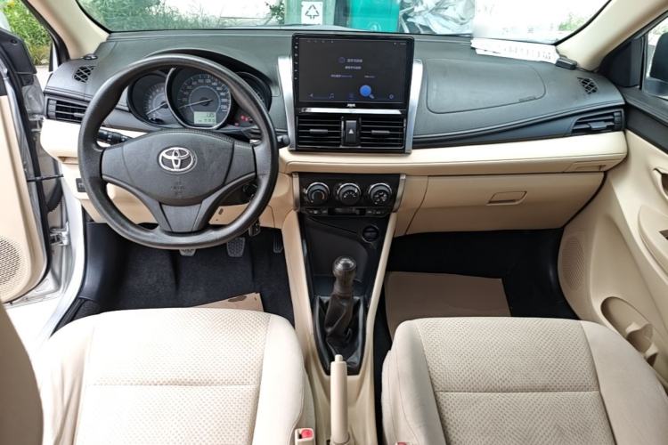 Used Toyota Vios 2014 1.5L Manual ZhiZhen Edition Center Console
