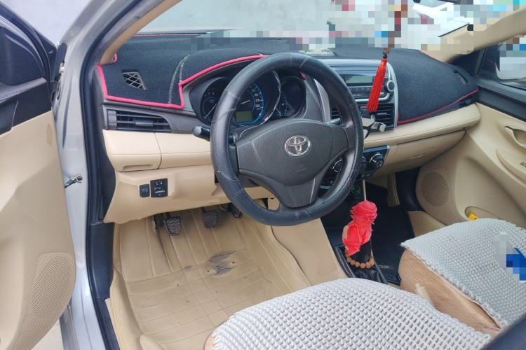 Used Toyota Vios 2014 1.3L Manual Xiang Edition Center Console
