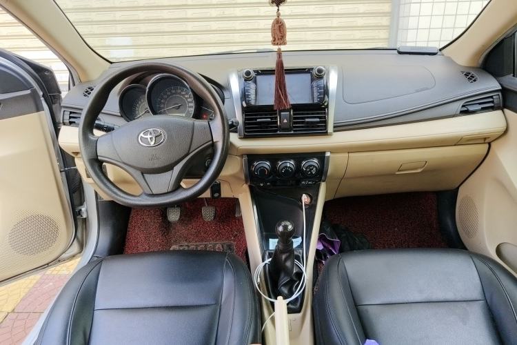 Used Toyota Vios 2014 1.3L Manual Xiang Edition Center Console