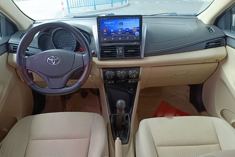 Used Toyota Vios 2014 1.3L Manual Xiang Edition Center Console