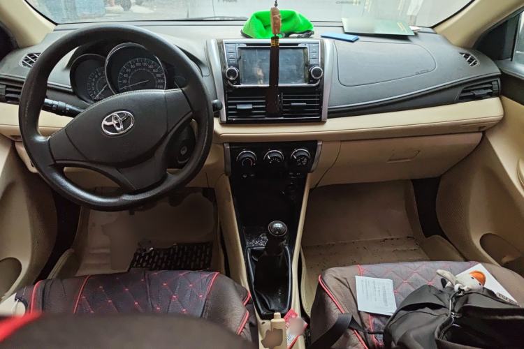 Used Toyota Vios 2014 1.3L Manual Xiang Edition Center Console