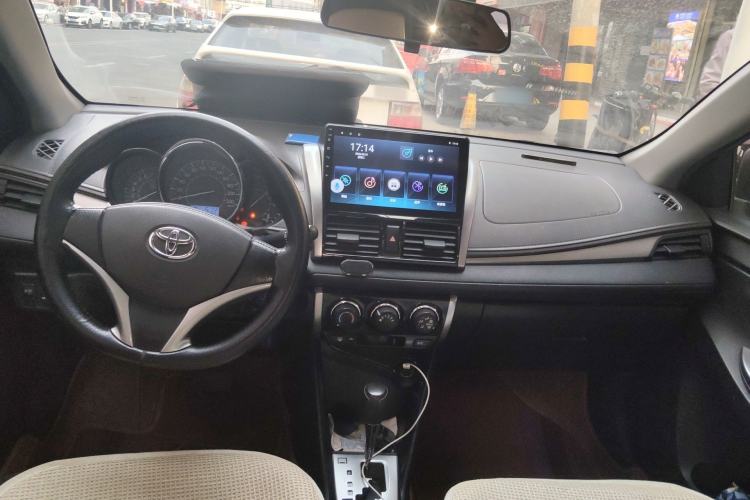 Used Toyota Vios 2014 1.3L Automatic ZhiShang Edition Center Console