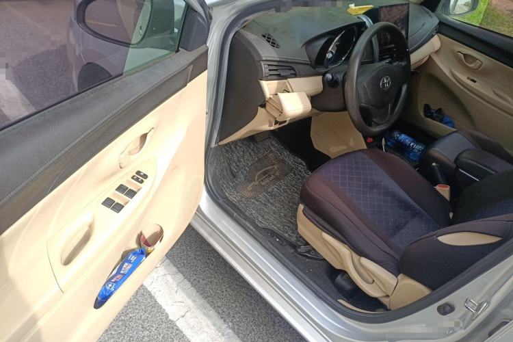 Used Toyota Vios 2014 1.3L Automatic Standard Edition Driver Seat