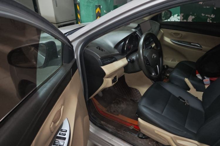 Used Toyota Vios 2014 1.5L Manual Smart Edition Driver Seat