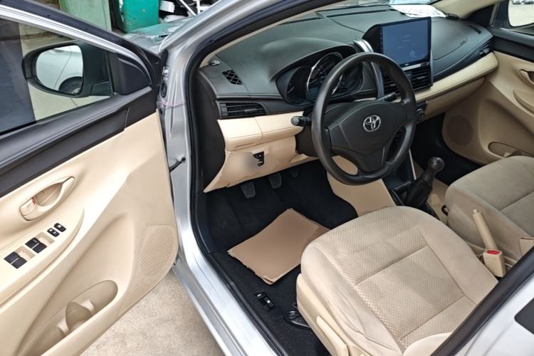 Used Toyota Vios 2014 1.5L Manual ZhiZhen Edition Driver Seat
