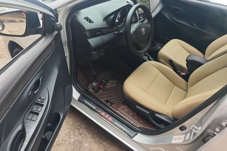 Used Toyota Vios 2014 1.5L Automatic ZhiZhen Edition Driver Seat
