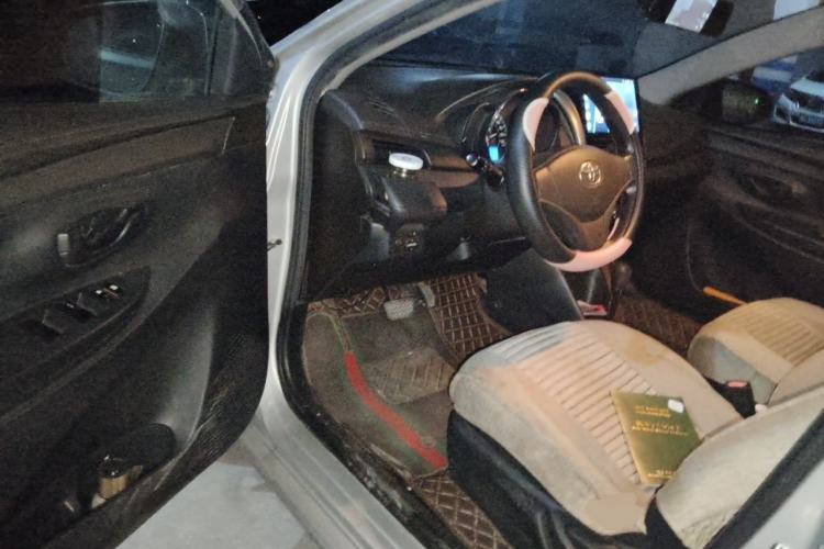 Used Toyota Vios 2014 1.3L Automatic Standard Edition Driver Seat