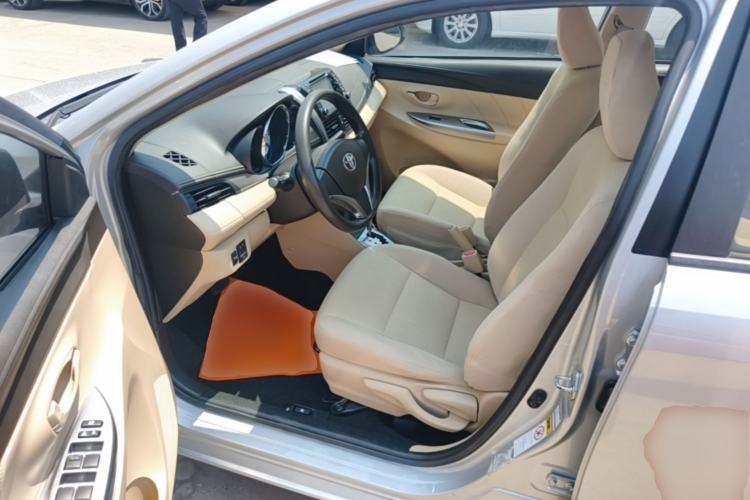 Used Toyota Vios 2014 1.3L Automatic ZhiShang Edition Driver Seat