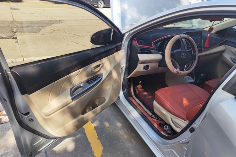 Used Toyota Vios 2014 1.5L Manual ZhiShang Edition Driver Seat