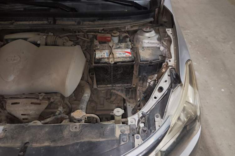 Used Toyota Vios 2014 1.5L Manual Smart Edition Engine Bay Left