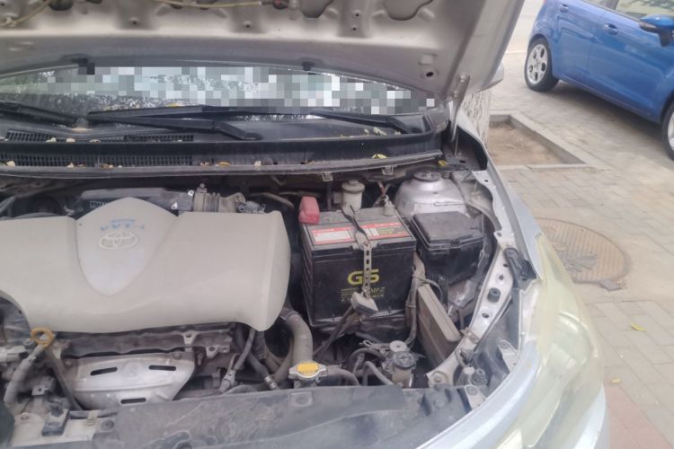 Used Toyota Vios 2014 1.3L Manual Value Edition Engine Bay Left