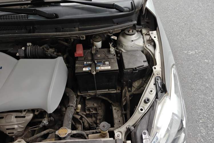 Used Toyota Vios 2014 1.5L Automatic ZhiZhen Edition Engine Bay Left