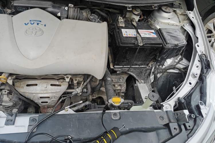 Used Toyota Vios 2014 1.3L Automatic Standard Edition Engine Bay Left