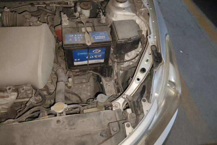 Used Toyota Vios 2014 1.3L Automatic Standard Edition Engine Bay Left