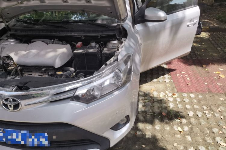 Used Toyota Vios 2014 1.5L Automatic ZhiShang Edition Engine Bay Left